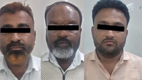 ಮಹಿಳಾ ಅಧಿಕಾರಿಯ ಬೆಡ್‌ರೂಮ್ ದೃಶ್ಯಗಳ ಸ್ಟಿಂಗ್ ಮಾಡಿ ಬ್ಲ್ಯಾಕ್‌ಮೇಲ್