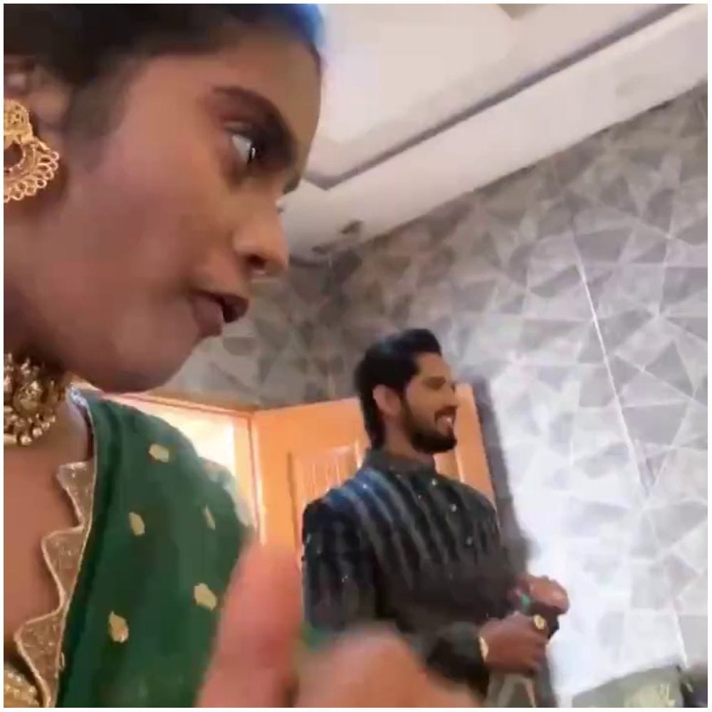 ಬಿಗ್ ಬಾಸ್ ಅಲ್ಲಿ ಕೆಲವರ ಮಧ್ಯೆ ಒಳ್ಳೆಯ ಗೆಳೆತನ ಬೆಳೆಯಿತು. ಗಿಲ್ಲಿ ನಟ, ಕಾವ್ಯಾ, ರಕ್ಷಿತಾ ಶೆಟ್ಟಿ, ಸ್ಪಂದನಾ ಸೋಮಣ್ಣ, ರಘು, ಮಲ್ಲವ್​ವ ಮಧ್ಯೆ ಒಳ್ಳೆಯ ಒಡನಾಟ ಇತ್ತು. ಧನುಶ್ ಕೂಡ ಎಲ್ಲಾ ಸ್ಪರ್ಧಿಗಳ ಜೊತೆ ಒಳ್ಳೆಯ ರೀತಿಯಲ್ಲಿ ಹೊಂದಿಕೊಂಡಿದ್ದ.ಇವರೆಲ್ಲರೂ ರೀ ಯೂನಿಯನ್ ಅಲ್ಲಿ ಇದ್ದರು ಎನ್ನಲಾಗಿದೆ.