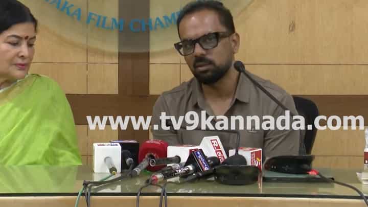 ‘ಕಾಂಡಂ ಹೇಳಿಕೆ ವಿಷಯದಲ್ಲಿ ತಾಯಿ ಸ್ಥಾನದಲ್ಲಿರುವ ಜಯಮಾಲಾಗೆ ಕ್ಷಮೆ ಕೇಳುತ್ತೇನೆ’; ಚಕ್ರವರ್ತಿ ಚಂದ್ರಚೂಡ್ ‘ಕಾಂಡಂ ಹೇಳಿಕೆ ವಿಷಯದಲ್ಲಿ ತಾಯಿ ಸ್ಥಾನದಲ್ಲಿರುವ ಜಯಮಾಲಾಗೆ ಕ್ಷಮೆ ಕೇಳುತ್ತೇನೆ’; ಚಕ್ರವರ್ತಿ ಚಂದ್ರಚೂಡ್