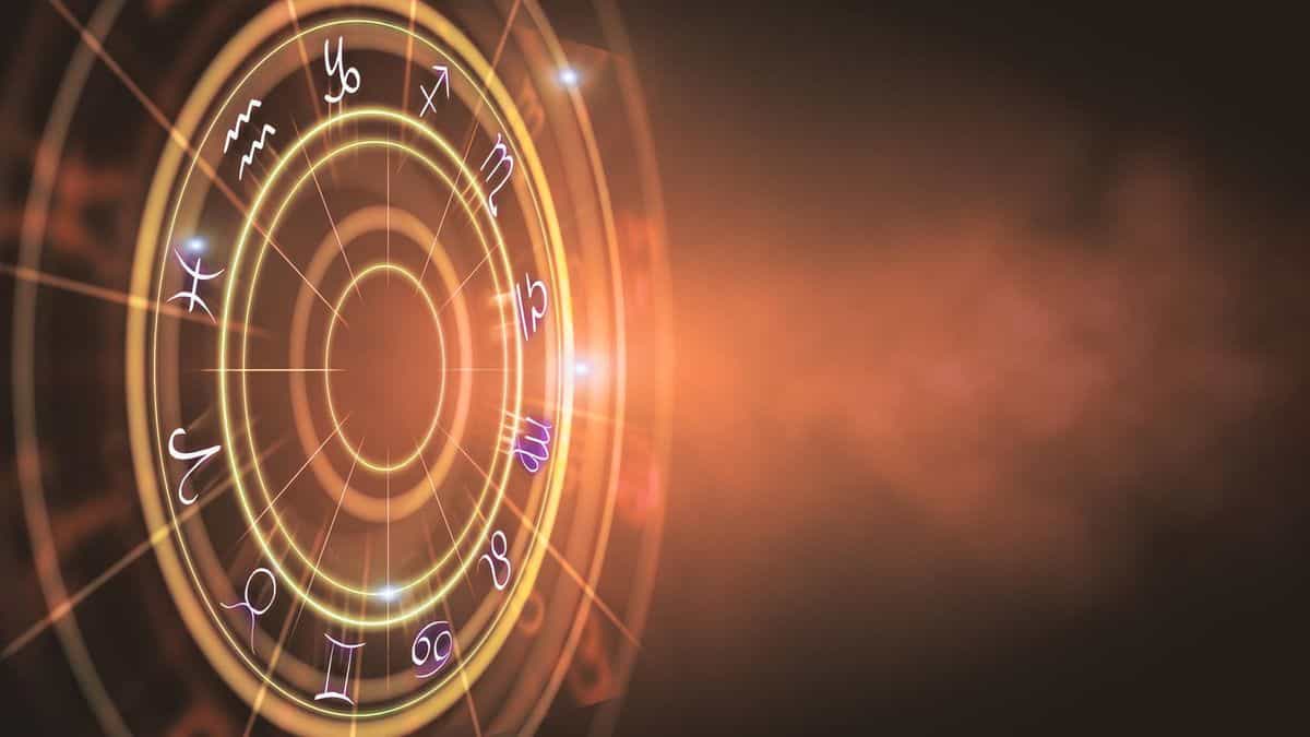 Numerology Prediction: ಸಂಖ್ಯಾಶಾಸ್ತ್ರ ಪ್ರಕಾರ ಜನ್ಮಸಂಖ್ಯೆ 1, 2, 3ರ ಫೆಬ್ರವರಿ 7ರ ದಿನಭವಿಷ್ಯ Numerology Prediction: ಸಂಖ್ಯಾಶಾಸ್ತ್ರ ಪ್ರಕಾರ ಜನ್ಮಸಂಖ್ಯೆ 1, 2, 3ರ ಫೆಬ್ರವರಿ 7ರ ದಿನಭವಿಷ್ಯ