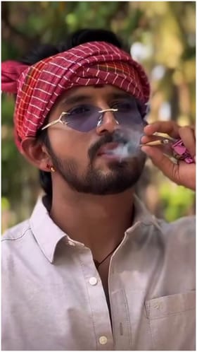 ಅಲ್ಲು ಅರ್ಜುನ್​​ ಸ್ಟೈಲ್​​​ನಲ್ಲಿ ಬಂದ ಧನುಷ್