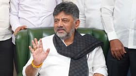 ಸಿಎಂ ಕುರ್ಚಿ ಕದನ: ಡಿಕೆಶಿಗೆ ಇನ್ನೂ ಸಿಕ್ಕಿಲ್ವಾ ಸ್ವಷ್ಟ ಚಿತ್ರಣ?