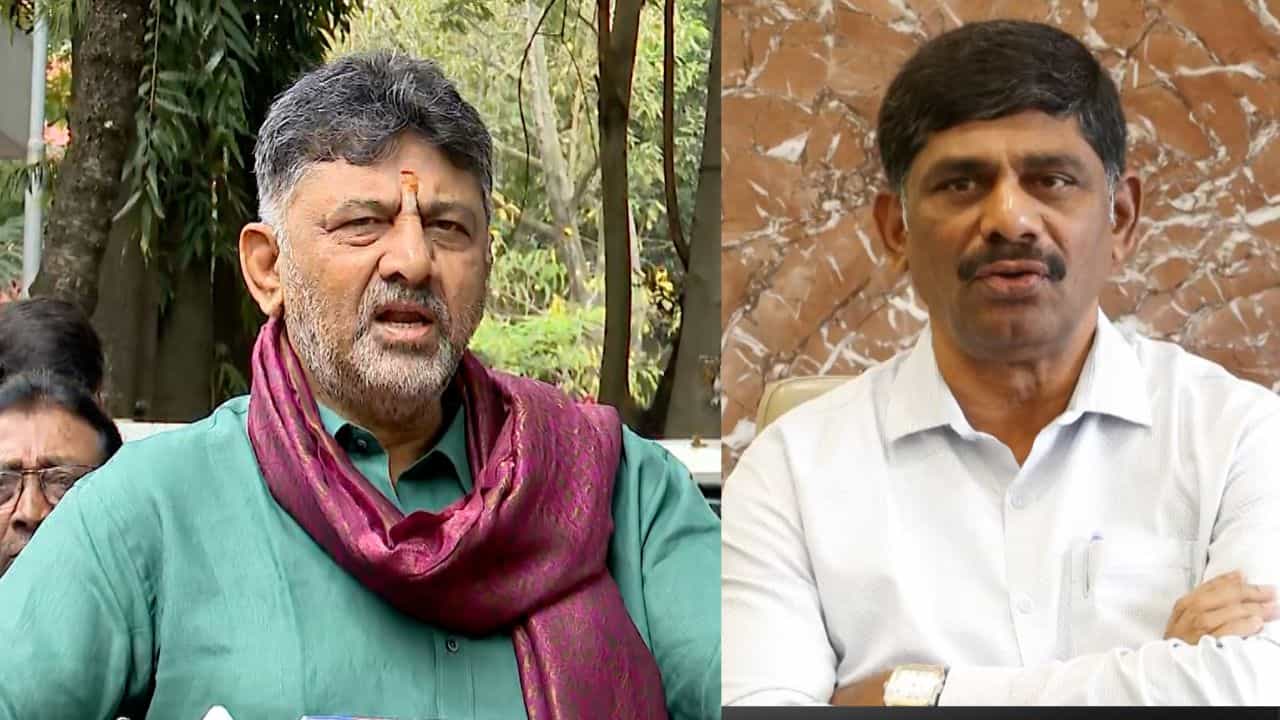 ತಡರಾತ್ರಿ ಮಲ್ಲಿಕಾರ್ಜುನ ಖರ್ಗೆ, ಕೆಸಿ ವೇಣುಗೋಪಾಲ್ ಭೇಟಿಯಾದ ಡಿಕೆ ಸಹೋದರರು: ಕಾಂಗ್ರೆಸ್ ಕುರ್ಚಿ ಕದನಕ್ಕೆ ರಂಗು ತಡರಾತ್ರಿ ಮಲ್ಲಿಕಾರ್ಜುನ ಖರ್ಗೆ, ಕೆಸಿ ವೇಣುಗೋಪಾಲ್ ಭೇಟಿಯಾದ ಡಿಕೆ ಸಹೋದರರು: ಕಾಂಗ್ರೆಸ್ ಕುರ್ಚಿ ಕದನಕ್ಕೆ ರಂಗು