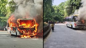 ಪ್ರಯಾಣಿಕರ ಮುಂದೆಯೇ ಧಗಧಗನೆ ಹೊತ್ತಿ ಉರಿದ ದುರ್ಗಾಂಬಾ ಬಸ್