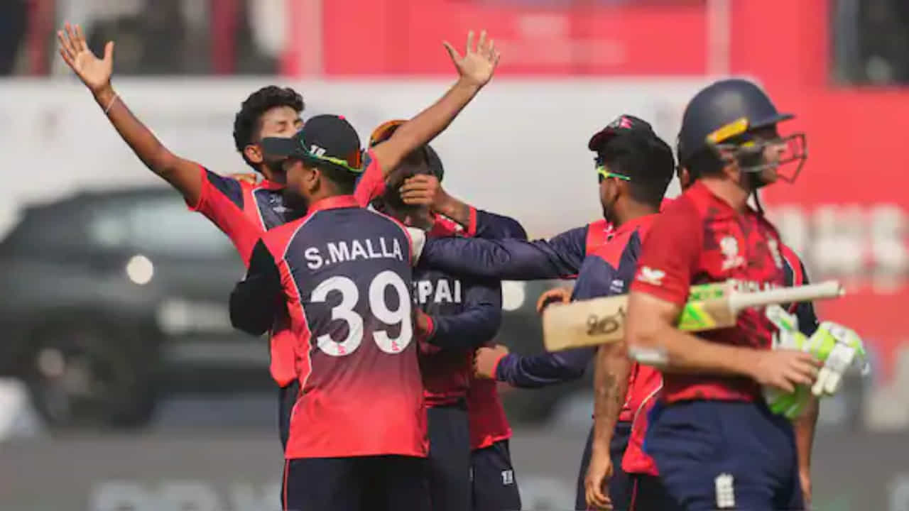 ENG vs NEP: ಕ್ರಿಕೆಟ್ ಜನಕ ಇಂಗ್ಲೆಂಡ್​ಗೆ ಸೋಲಿನ ಭಯ ಹುಟ್ಟಿಸಿ ಸೋತ ಕ್ರಿಕೆಟ್ ಶಿಶು ನೇಪಾಳ