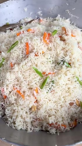 ಹತ್ತೇ ಹತ್ತು ನಿಮಿಷದಲ್ಲಿ ಮಾಡಿ ಫ್ರೈಡ್ ರೈಸ್, ರೆಸಿಪಿ ಇಲ್ಲಿದೆ