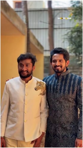 ಬಿಗ್ ಬಾಸ್ ಗೆಟ್​ ಟುಗೆದರ್​​ನಲ್ಲಿ ಗಿಲ್ಲಿ ಜೊತೆ ಧನುಶ್ ಪೋಸ್ 