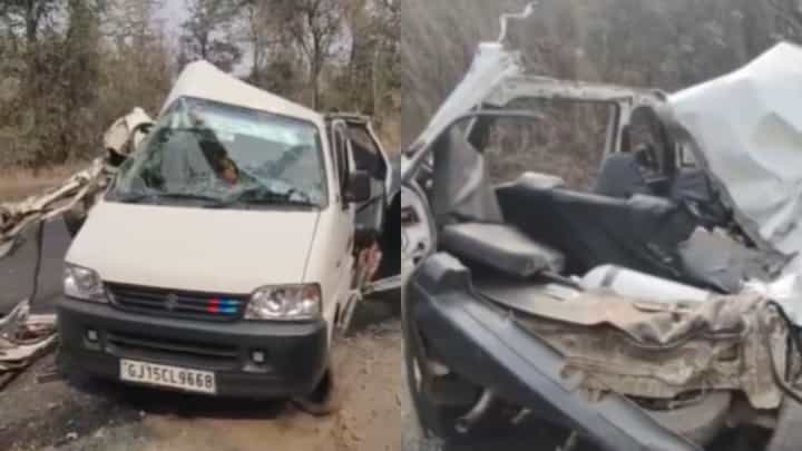 ಕಾರು-ಲಾರಿ ಮುಖಾಮುಖಿ ಡಿಕ್ಕಿ: ಸ್ಥಳದಲ್ಲೇ 7 ಜನ ಸಾವು ಕಾರು-ಲಾರಿ ಮುಖಾಮುಖಿ ಡಿಕ್ಕಿ: ಸ್ಥಳದಲ್ಲೇ 7 ಜನ ಸಾವು