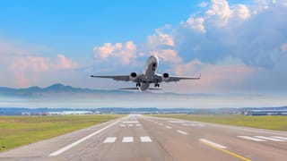 ಬೆಂಗಳೂರಿನಲ್ಲಿ ರೌಡಿಶೀಟರ್ ಭೀಕರ ಹತ್ಯೆ, ಹೆತ್ತ ತಾಯಿಯ ಎದುರೇ ಕೊಚ್ಚಿ ಕೊಂದ್ರು!