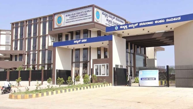 ನಷ್ಟದಲ್ಲಿ ಹುಬ್ಬಳ್ಳಿ ಹೆಸ್ಕಾಂ: ಗ್ರಾಹಕರಿಗೆ ಹೊಡೆಯುತ್ತಾ ಕರೆಂಟ್​ ಶಾಕ್​?