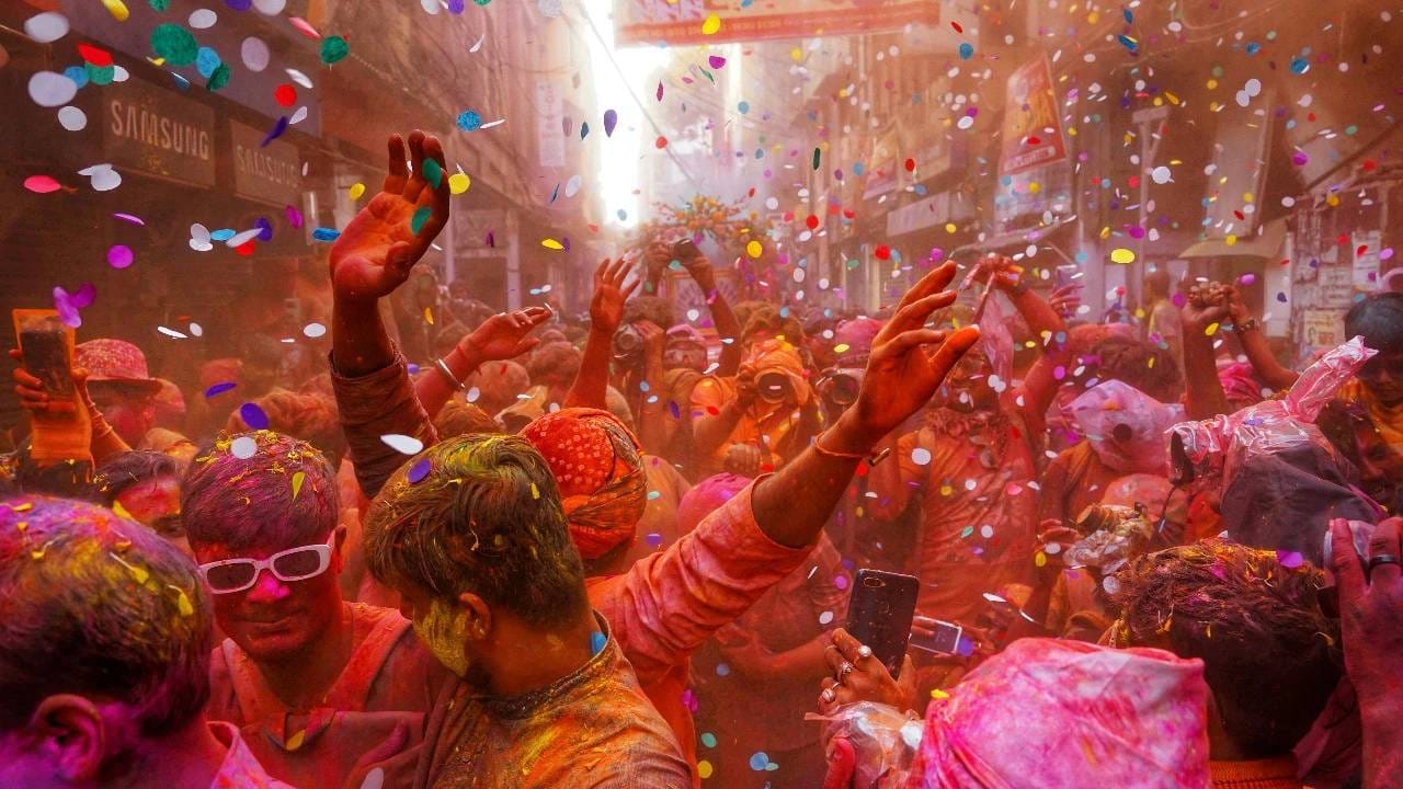 Holi 2026: ಈ ವರ್ಷ ಹೋಳಿ ಹಬ್ಬ ಯಾವಾಗ? ಹೋಲಿಕಾ ದಹನದ ಶುಭ ಮುಹೂರ್ತ ಇಲ್ಲಿದೆ Holi 2026: ಈ ವರ್ಷ ಹೋಳಿ ಹಬ್ಬ ಯಾವಾಗ? ಹೋಲಿಕಾ ದಹನದ ಶುಭ ಮುಹೂರ್ತ ಇಲ್ಲಿದೆ