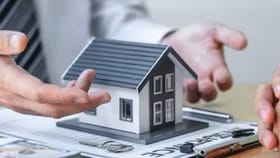 20 ಸ್ವಂತ ಮನೆಗಳಿದ್ದೂ ಇವರದ್ದು ಬಾಡಿಗೆ ಮನೆವಾಸ; ಯಾಕೆ?