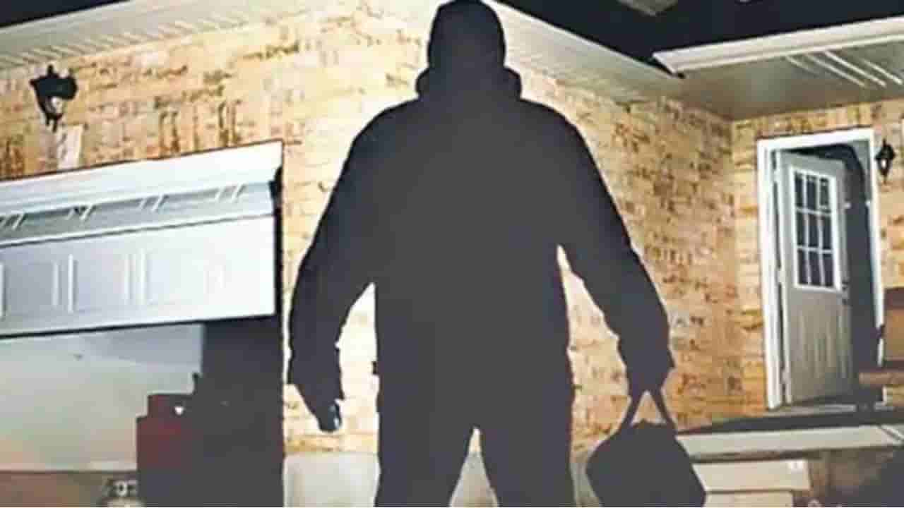 Bengaluru: ಬಾಡಿಗೆ ಮನೆ ಹುಡುಕಲು ಹೋದಾಗ ಕಳ್ಳತನ ನಡೆಸಿ ಸಿಕ್ಕಿಬಿದ್ದ ಫೋಟೋಗ್ರಾಫರ್