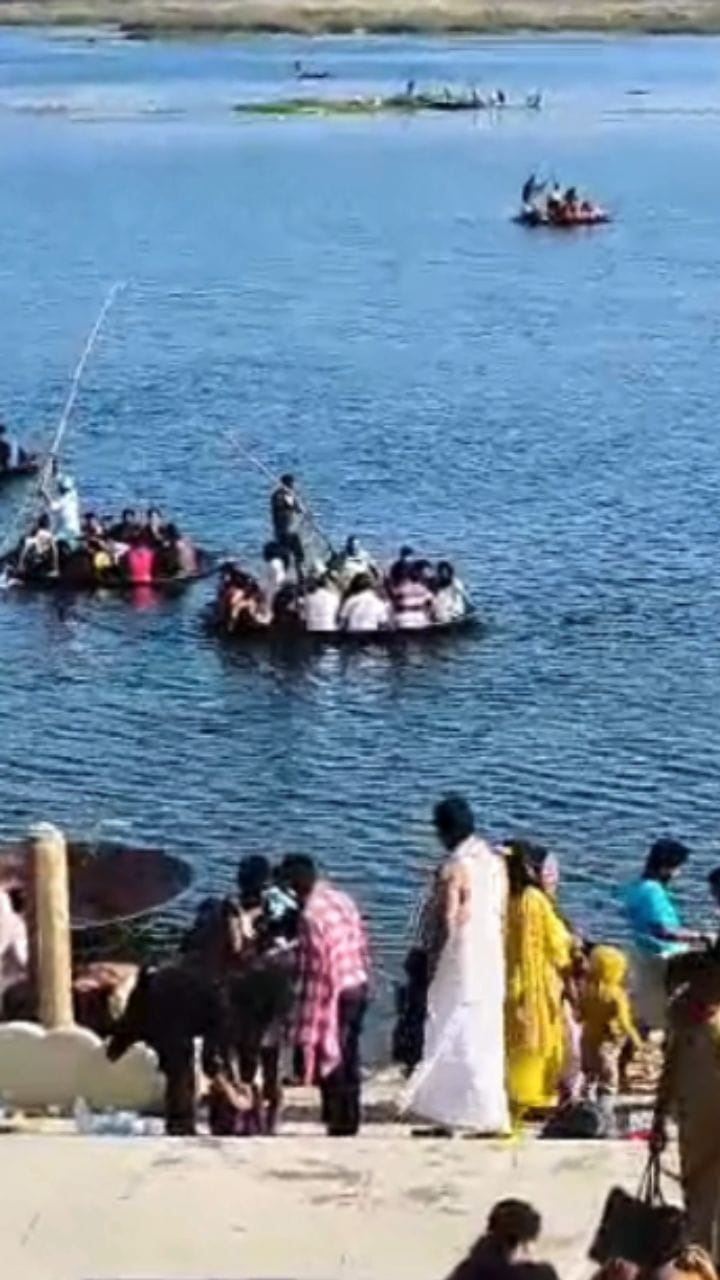 ಮಾಘ ಹುಣ್ಣಿಮೆ: ತ್ರಿವೇಣಿ ಸಂಗಮಲ್ಲಿ ಭಕ್ತರ ಪುಣ್ಯಸ್ನಾನ