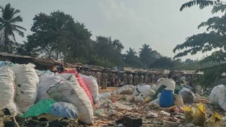 ಕಾಂಗ್ರೆಸ್​ನಲ್ಲಿ ಕ್ಷಿಪ್ರ ಬೆಳವಣಿಗೆ? ಬೆಂಗಳೂರಿನ ಖಾಸಗಿ ಹೊಟೆಲ್​ನಲ್ಲಿ ಡಿಕೆ ಶಿವಕುಮಾರ್ ಬೆಂಬಲಿಗ 40ಕ್ಕೂ ಹೆಚ್ಚು ಶಾಸಕರ ಸಭೆ!