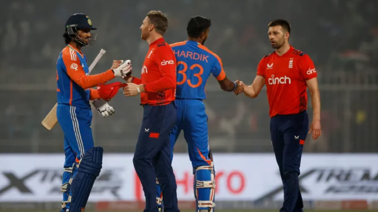 ಹಾಗೆಯೇ ಗ್ರೂಪ್ ಎರಡಲ್ಲಿ ಅಗ್ರಸ್ಥಾನದಲ್ಲಿರುವ ತಂಡದಲಿರುವ ಗ್ರೂಪ್ ಎ ನಲ್ಲಿ ಎರಡನೇ ಸ್ಥಾನದಲ್ಲಿರುವ ತಂಡವನ್ನು ಸೆಮಿಫೈನಲ್ನಲ್ಲಿ ಎದುರಿಸಲಿದೆ. ಇಂಗ್ಲೆಂಡ್ ಗ್ರೂಪ್ 2 ರಲ್ಲಿ ಅಗ್ರಸ್ಥಾನದಲ್ಲಿದೆ. ಆದ್ದರಿಂದ, ಮಾರ್ಚ್ 1 ರ ಭಾನುವಾರ ವಿಂಡೀಸ್ ತಂಡವನ್ನು ಟೀಂ ಇಂಡಿಯಾ ಸೋಲಿಸಿದರೆ, ಸೆಮಿಫೈನಲ್ನಲ್ಲಿ ಇಂಗ್ಲೆಂಡ್ ತಂಡವನ್ನು ಎದುರಿಸಲಿದೆ.