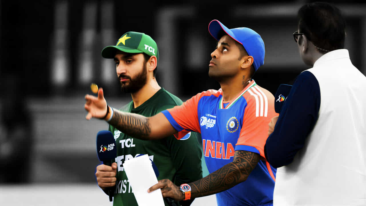 IND vs PAK: ಟಾಸ್ ಗೆದ್ದರೆ ಭಾರತ ಏನನ್ನು ಆಯ್ಕೆ ಮಾಡಬೇಕು? IND vs PAK: ಟಾಸ್ ಗೆದ್ದರೆ ಭಾರತ ಏನನ್ನು ಆಯ್ಕೆ ಮಾಡಬೇಕು?