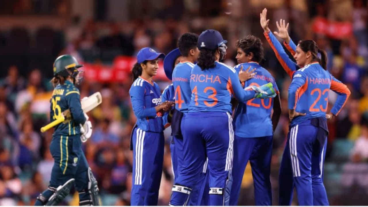 IND vs AUS: ಆಸ್ಟ್ರೇಲಿಯಾವನ್ನು ಆಸ್ಟ್ರೇಲಿಯಾದಲ್ಲೇ ಸೋಲಿಸಿ ಟಿ20 ಸರಣಿ ಗೆದ್ದ ಟೀಂ ಇಂಡಿಯಾ