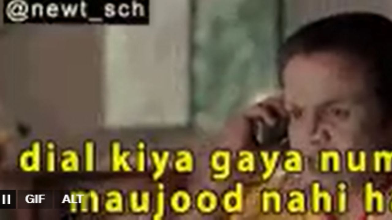 ಈ ಪಂದ್ಯದ ಹೈಲೈಟ್ ಎಂದರೆ ಪಾಕಿಸ್ತಾನದ ಸ್ಪಿನ್ನರ್ ಉಸ್ಮಾನ್ ತಾರಿಕ್ ಅವರ ವಿಚಿತ್ರ ಬೌಲಿಂಗ್ ಶೈಲಿ. ಅವರ ಕೈ ಮತ್ತು ಎಸೆತದ ನಡುವಿನ ವಿಳಂಬವನ್ನು ಕಂಡು ನೆಟ್ಟಿಗರು ಇಂಟರ್ನೆಟ್ 'ಬಫರಿಂಗ್' ಆಗುತ್ತಿದೆ ಎಂದು ಕಾಲೆಳೆದಿದ್ದಾರೆ. "ಜೆಪ್ಟೋ (Zepto) 10 ನಿಮಿಷದಲ್ಲಿ ಡೆಲಿವರಿ ಮಾಡುತ್ತದೆ, ಆದರೆ ಉಸ್ಮಾನ್ ಅವರ ಒಂದು ಬಾಲ್ ಡೆಲಿವರಿ ಆಗಲು ಅಷ್ಟು ಸಮಯ ಬೇಕು" ಎಂಬ ಮೀಮ್‌ಗಳು ಭಾರಿ ವೈರಲ್ ಆಗಿವೆ.
