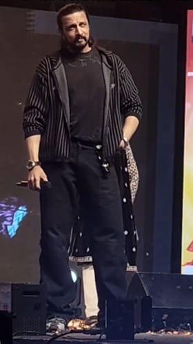 ಮಾತೇ ಆಡದೆ ಸ್ಪೂರ್ತಿ ತುಂಬಿದ ಕಿಚ್ಚ ಸುದೀಪ್: ವಿಡಿಯೋ ನೋಡಿ