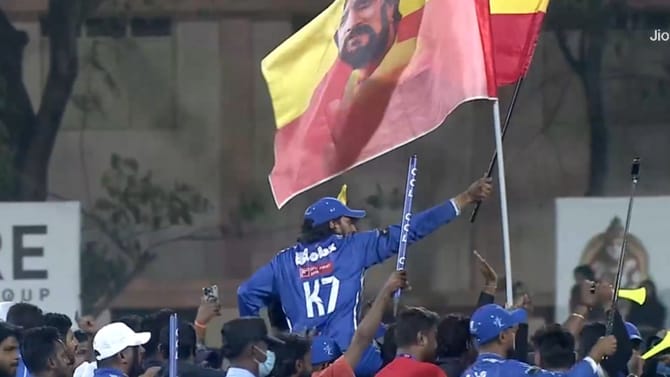 12 ವರ್ಷಗಳ ಬಳಿಕ ಮತ್ತೆ ಚಾಂಪಿಯನ್ ಆದ ಕರ್ನಾಟಕ ಬುಲ್ಡೋಜರ್ಸ್