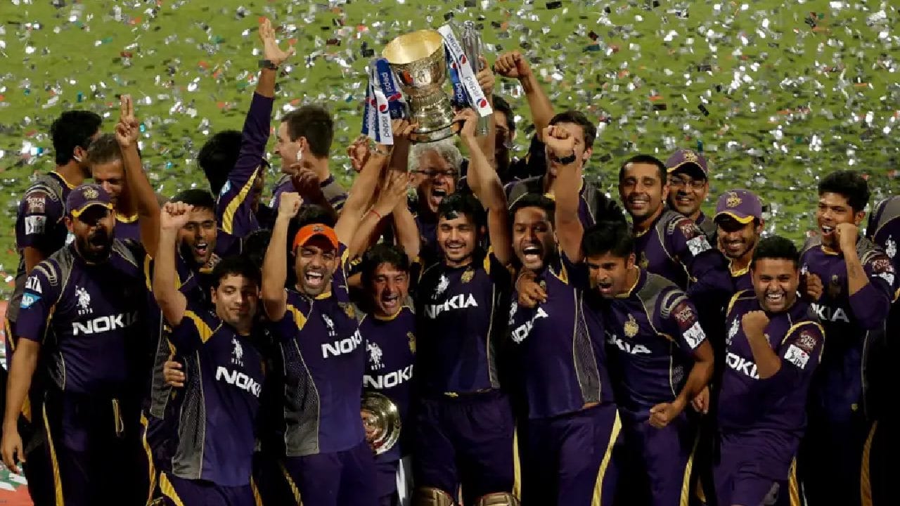 2014 ರಲ್ಲಿ ನಡೆದ ಐಪಿಎಲ್​ ಫೈನಲ್ ಪಂದ್ಯದಲ್ಲಿ ಕಿಂಗ್ಸ್ ಇಲೆವೆನ್ ಪಂಜಾಬ್ (ಈಗಿನ ಪಂಜಾಬ್ ಕಿಂಗ್ಸ್​) ವಿರುದ್ಧ ಕೊಲ್ಕತ್ತಾ ನೈಟ್ ರೈಡರ್ಸ್ ತಂಡವು 200 ರನ್​ಗಳನ್ನು ಬೆನ್ನತ್ತಿದ 3 ವಿಕೆಟ್​ಗಳ ರೋಚಕ ಜಯ ಸಾಧಿಸಿ ಚಾಂಪಿಯನ್ ಪಟ್ಟ ಅಲಂಕರಿಸಿದ್ದರು.