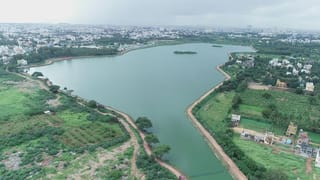 ‘ವೀರ ಕಂಬಳ’ ಸಿನಿಮಾನಲ್ಲಿ ವೀರೇಂದ್ರ ಹೆಗ್ಗಡೆ ನಟನೆ: ಬೆದರಿಕೆ ಕರೆಗಳು ಬಂದಿದ್ದವು ಎಂದ ನಿರ್ದೇಶಕ ಬಾಬು