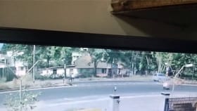 ಹೈವೇಗೆ ನುಗ್ಗಿದ ಬೈಕ್​ಗೆ ಕಾರು ಡಿಕ್ಕಿ: ಫುಟ್ಬಾಲ್​ನಂತೆ ಹಾರಿದ ಸವಾರರು