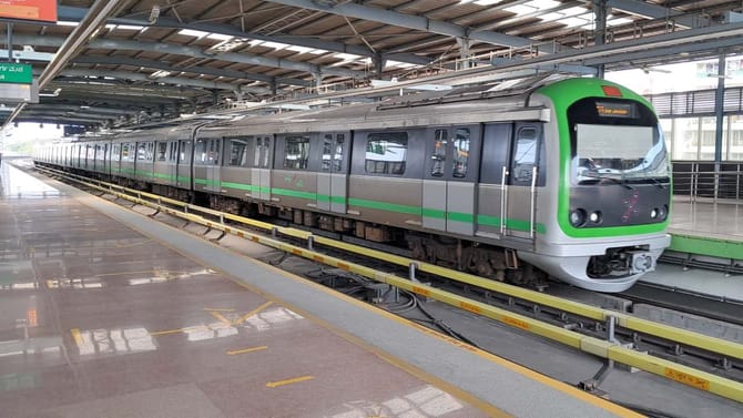 ಮೆಟ್ರೋ ಪ್ರಯಾಣಿಕರಿಗೆ ಗುಡ್​ನ್ಯೂಸ್: ಸೋಮವಾರದಿಂದ ದರ ಏರಿಕೆ ಆಗುವುದಿಲ್ಲ