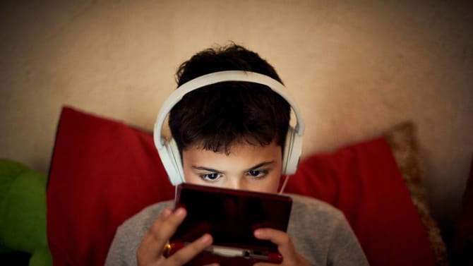 ಮಕ್ಕಳು ಮೊಬೈಲ್, ಟಿವಿಗೆ ಅಡಿಕ್ಟ್ ಆಗ್ಬಾರ್ದು ಅಂದ್ರೆ ಈ ಕೆಲಸ ಮಾಡಿ