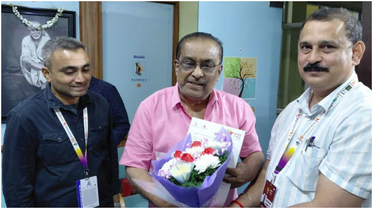 ಬೆಂಗಳೂರು ಚಿತ್ರೋತ್ಸವ: ಹಂಸಲೇಖಗೆ ಜೀವಮಾನದ ಶ್ರೇಷ್ಠ ಸಾಧನೆ ಪ್ರಶಸ್ತಿ ಬೆಂಗಳೂರು ಚಿತ್ರೋತ್ಸವ: ಹಂಸಲೇಖಗೆ ಜೀವಮಾನದ ಶ್ರೇಷ್ಠ ಸಾಧನೆ ಪ್ರಶಸ್ತಿ