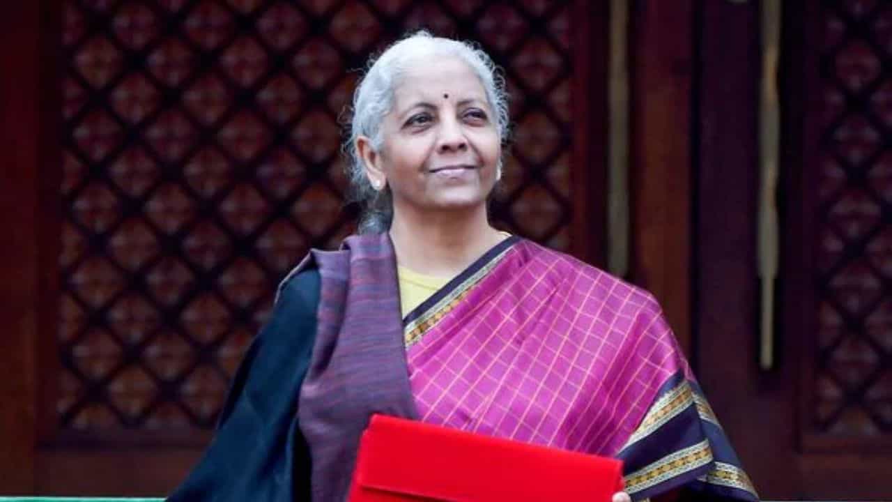 Budget 2026: 1 ಗಂಟೆ 26 ನಿಮಿಷಗಳ ಕಾಲ ಬಜೆಟ್​​ ಮಂಡಿಸಿದ ವಿತ್ತ ಸಚಿವೆ; ಆಯವ್ಯಯ ಮಂಡನೆಯಲ್ಲೂ ದಾಖಲೆ