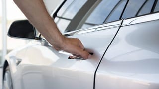 Samudrik Shastra: ನಾಲಿಗೆ ಮೇಲೆ ಮಚ್ಚೆ ಇದ್ದವರು ಹೇಳಿದ್ದೆಲ್ಲ ನಿಜವಾಗುತ್ತಾ? ಸಾಮುದ್ರಿಕ ಶಾಸ್ತ್ರ ಹೇಳುವುದೇನು?