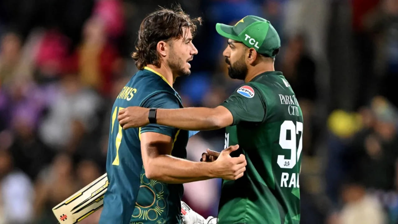 ಪಾಕಿಸ್ತಾನ ಮತ್ತು ಆಸ್ಟ್ರೇಲಿಯಾ ನಡುವಿನ ಮೂರು ಪಂದ್ಯಗಳ ಟಿ20 ಸರಣಿಯ ಅಂತಿಮ ಪಂದ್ಯ ಲಾಹೋರ್ನ ಗಡಾಫಿ ಕ್ರೀಡಾಂಗಣದಲ್ಲಿ ನಡೆಯಿತು. ಈ ಪಂದ್ಯದಲ್ಲಿ ಮೊದಲು ಬ್ಯಾಟಿಂಗ್ ಮಾಡಿದ ಪಾಕಿಸ್ತಾನ 207 ರನ್ ಕಲೆಹಾಕಿತು. ಈ ಗುರಿ ಬೆನ್ನಟ್ಟಿದ ಆಸ್ಟ್ರೇಲಿಯಾ ಕೇವಲ 96 ರನ್ಗಳಿಗೆ ಆಲೌಟ್ ಆಯಿತು. ಪಾಕ್ ತಂಡದ ಈ ಗೆಲುವಿನಲ್ಲಿ ಸ್ಟಾರ್ ಬ್ಯಾಟ್ಸ್ಮನ್ ಬಾಬರ್ ಆಝಂ ಬಾರಿಸಿದ ಅರ್ಧಶತಕ ಪ್ರಮುಖ ಪಾತ್ರವಹಿಸಿತು.