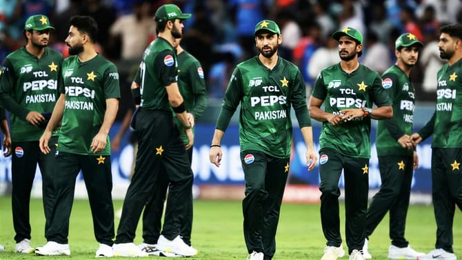 ಮೊದಲ ಪಂದ್ಯದಲ್ಲಿ ಎದ್ದು ಬಿದ್ದು ಗೆದ್ದ ಪಾಕಿಸ್ತಾನಕ್ಕೆ ನಡುಕ!