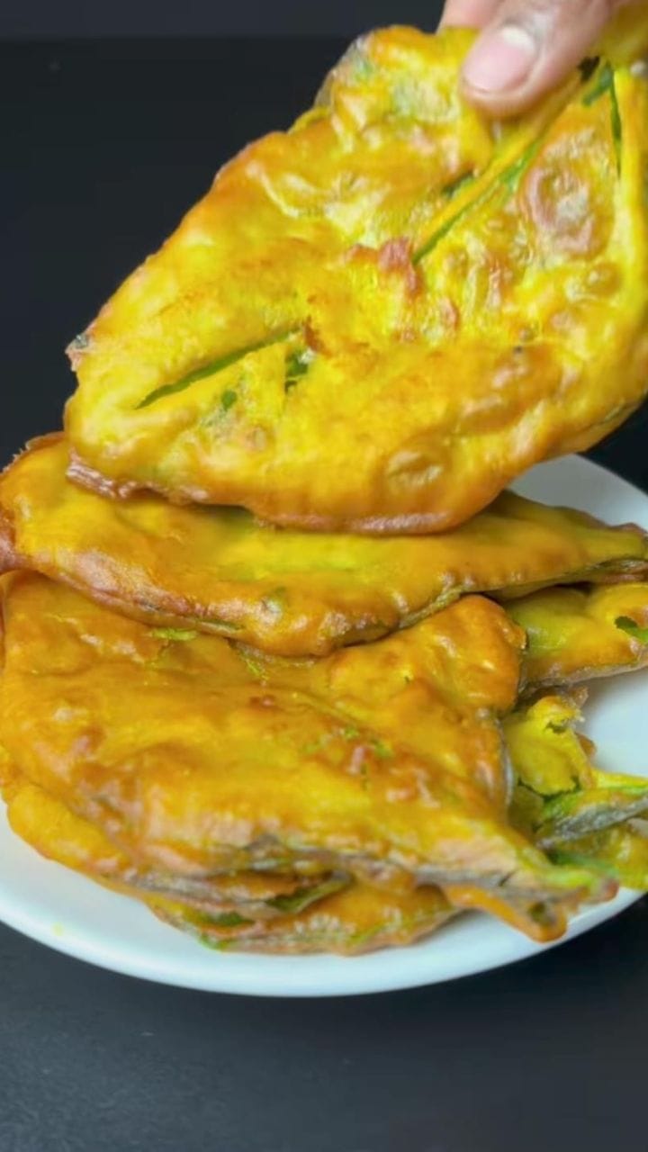 ಸಂಜೆ ಟೀ ಜತೆಗೆ ಪಾಲಕ್ ಪಕೋಡ ಸವಿಯಿರಿ