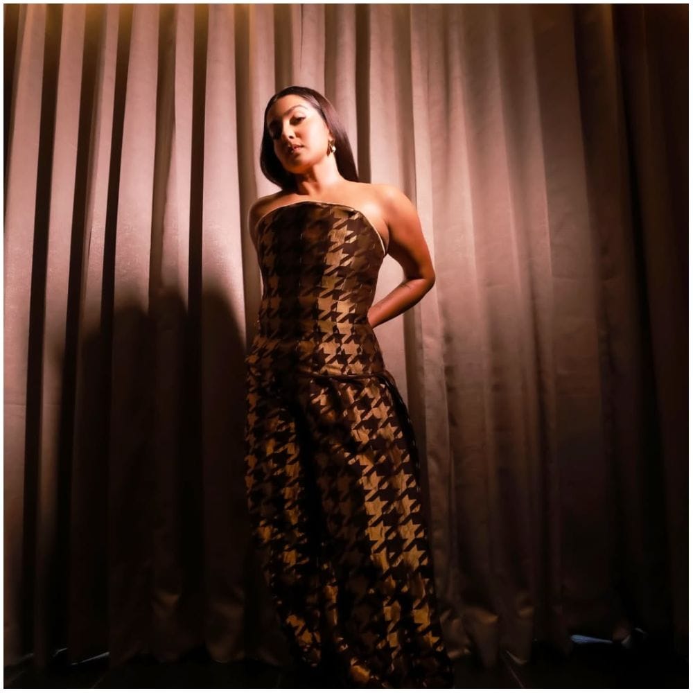 ಪಾರ್ವತಿ ಮೆನೆನ್ (12)