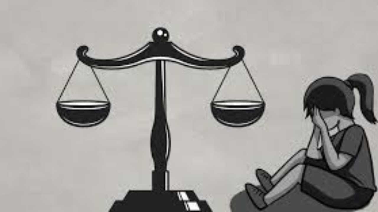 ವಸತಿ ಶಾಲೆಯ ಬಾಲಕಿಯರ ಲೈಂಗಿಕ ಕಿರುಕುಳ ಪ್ರಕರಣಕ್ಕೆ ಬಿಗ್ ಟ್ವಿಸ್ಟ್; ಶಾಲೆ ನಡೆಸಲು ಅನುಮತಿಯೇ ಪಡೆದಿರಲಿಲ್ಲ ಆಸಾಮಿ! ವಸತಿ ಶಾಲೆಯ ಬಾಲಕಿಯರ ಲೈಂಗಿಕ ಕಿರುಕುಳ ಪ್ರಕರಣಕ್ಕೆ ಬಿಗ್ ಟ್ವಿಸ್ಟ್; ಶಾಲೆ ನಡೆಸಲು ಅನುಮತಿಯೇ ಪಡೆದಿರಲಿಲ್ಲ ಆಸಾಮಿ!