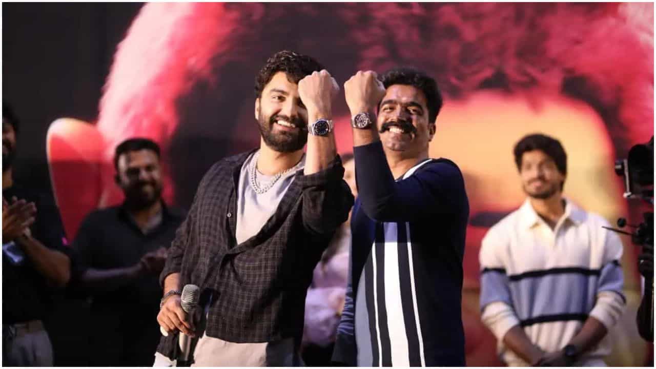 ‘ಟಾಕ್ಸಿಕ್’ ಮ್ಯೂಸಿಕ್ ಕಂಪೋಸರ್ ರವಿ ಬಸ್ರೂರ್​​ಗೆ 35 ಲಕ್ಷದ ವಾಚ್ ಗಿಫ್ಟ್ ಕೊಟ್ಟ ತೆಲುಗು ನಟ
