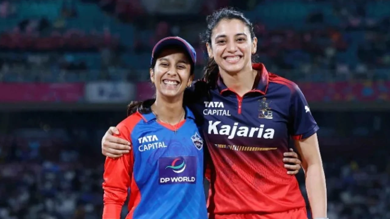 ಗುಜರಾತ್ ಜೈಂಟ್ಸ್ ಹಾಗೂ ಡೆಲ್ಲಿ ಕ್ಯಾಪಿಟಲ್ಸ್ ನಡುವೆ ಎಲಿಮಿನೇಟರ್ ಪಂದ್ಯ ನಡೆಯುವುದರಿಂದ ಈ ತಂಡಗಳಲ್ಲಿ ಒಂದು ಟೀಮ್ ಟೂರ್ನಿಯಿಂದ ಹೊರಬೀಳುವುದು ಖಚಿತ. ಹೀಗಾಗಿ ಫೆಬ್ರವರಿ 3 ರಂದು ರಾಯಲ್ ಚಾಲೆಂಜರ್ಸ್ ಬೆಂಗಳೂರು ವಿರುದ್ಧ ಫೈನಲ್ ಆಡುವ ತಂಡ ಯಾವುದೆಂಬುದು ನಿರ್ಧಾರವಾಗಲಿದೆ.