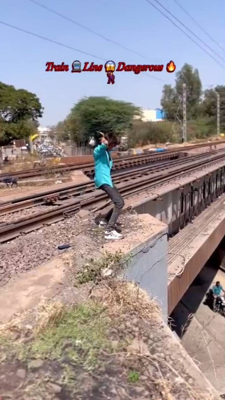 ಅಪಾಯದ ಸ್ಥಳದಲ್ಲಿ ರೀಲ್ಸ್ ಮಾಡಿ ಹುಚ್ಚಾಟ: ಯುವಕ ಬಂಧನ