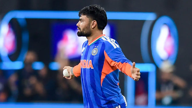 ರಿಂಕು ಸಿಂಗ್ ಕೈಯಲ್ಲಿ ಬೌಲಿಂಗ್ ಮಾಡಿಸಿ ನಮ್ಮ ಮರ್ಯಾದೆಯನ್ನೇ ತೆಗೆದುಬಿಟ್ರು