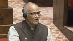 ಬೆಂಚ್​​ ಮೇಲೆ ಕಾಲಿಟ್ಟು ರಾಜ್ಯಸಭೆಯಲ್ಲಿ ಮಾತಾಡಿದ ಸದಸ್ಯ!:  ವಿಡಿಯೋ ನೋಡಿ