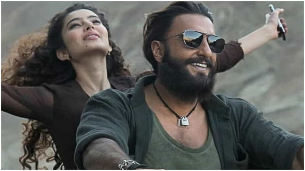 ‘ಧುರಂಧರ್’ ಸಿನಿಮಾದ 4 ಕೋಟಿ ಟಿಕೆಟ್ ಮಾರಾಟ; ಶಾರುಖ್, ಆಮಿರ್ ದಾಖಲೆ ಉಡೀಸ್ ‘ಧುರಂಧರ್’ ಸಿನಿಮಾದ 4 ಕೋಟಿ ಟಿಕೆಟ್ ಮಾರಾಟ; ಶಾರುಖ್, ಆಮಿರ್ ದಾಖಲೆ ಉಡೀಸ್