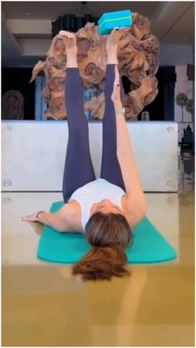 ಶಿಲ್ಪಾ ಶೆಟ್ಟಿ ಡಿಫರೆಂಟ್ ಯೋಗಾಸನ