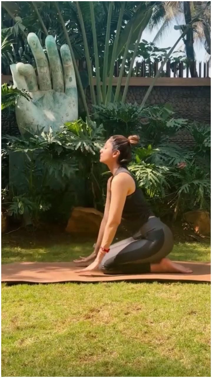 ಶಿಲ್ಪಾ ಶೆಟ್ಟಿ ಹೇಗೆ ಯೋಗ ಮಾಡ್ತಾರೆ ನೋಡಿ