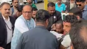 ಅಪಘಾತಕ್ಕೀಡಾಗಿ ರಸ್ತೆಯಲ್ಲಿ ಬಿದ್ದಿದ್ದ ಯುವಕನಿಗೆ ಕೇಂದ್ರ ಸಚಿವ ಸಹಾಯ