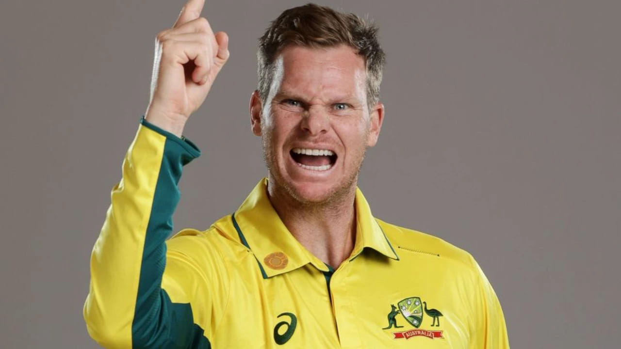ಆಸ್ಟ್ರೇಲಿಯಾ ತಂಡದ ಸ್ಟಾರ್ ಬ್ಯಾಟರ್ ಸ್ಟೀವ್ ಸ್ಮಿತ್ (Steve Smith) ಪಾಕಿಸ್ತಾನ್ ಸೂಪರ್ ಲೀಗ್​ನಲ್ಲಿ (PSL 2026) ಕಣಕ್ಕಿಳಿಯಲಿದ್ದಾರೆ. ಅದು ಸಹ ಪಿಎಸ್​ಎಲ್​ನ ಹೊಸ ತಂಡವಾದ ಸಿಯಾಲ್ಕೋಟ್ ಸ್ಟಾಲಿಯನ್ಸ್ ಪರ ಎಂಬುದು ವಿಶೇಷ. ಅಂದರೆ ಈ ಬಾರಿಯ ಟೂರ್ನಿಯ ಮೂಲಕ ಸಿಯಾಲ್ಕೋಟ್ ಸ್ಟಾಲಿಯನ್ಸ್ ಫ್ರಾಂಚೈಸಿ ಪಾಕಿಸ್ತಾನ್ ಸೂಪರ್ ಲೀಗ್​ಗೆ ಎಂಟ್ರಿ ಕೊಡುತ್ತಿದೆ.