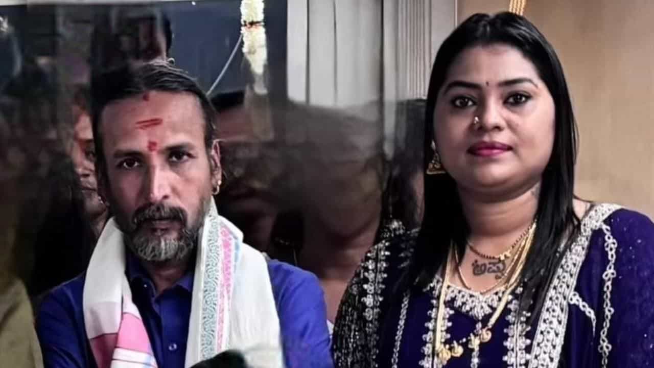ಲಾಟರಿ ಹೊಡೆಯುತ್ತಿದ್ದ ಸುಚಿತ್ರಾ ಜೀವನವನ್ನೇ ಬದಲಾಯಿಸಿದ್ದೇಗೆ ಕಮಲಾಕರ್ ಭಟ್ ಪರಿಚಯ? ಸತ್ಯ ಬಿಚ್ಚಿಟ್ಟ ಸ್ನೇಹಿತೆ ಲಾಟರಿ ಹೊಡೆಯುತ್ತಿದ್ದ ಸುಚಿತ್ರಾ ಜೀವನವನ್ನೇ ಬದಲಾಯಿಸಿದ್ದೇಗೆ ಕಮಲಾಕರ್ ಭಟ್ ಪರಿಚಯ? ಸತ್ಯ ಬಿಚ್ಚಿಟ್ಟ ಸ್ನೇಹಿತೆ