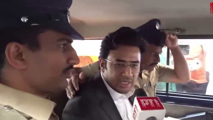 ಮೆಟ್ರೋ ದರ ಏರಿಕೆ ವಿರುದ್ಧ ಪ್ರತಿಭಟಿಸಿದ ತೇಜಸ್ವಿ ಸೂರ್ಯ ಪೊಲೀಸ್ ವಶಕ್ಕೆ: ಕಾಂಗ್ರೆಸ್ ಸರ್ಕಾರದ ವಿರುದ್ಧ ವಾಗ್ದಾಳಿ ಮೆಟ್ರೋ ದರ ಏರಿಕೆ ವಿರುದ್ಧ ಪ್ರತಿಭಟಿಸಿದ ತೇಜಸ್ವಿ ಸೂರ್ಯ ಪೊಲೀಸ್ ವಶಕ್ಕೆ: ಕಾಂಗ್ರೆಸ್ ಸರ್ಕಾರದ ವಿರುದ್ಧ ವಾಗ್ದಾಳಿ